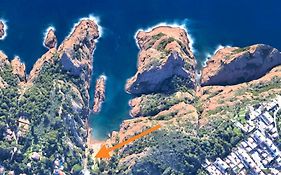 La Calanque De Figuerolles